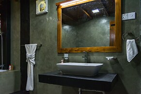 Kandy Cabana Eco Resort