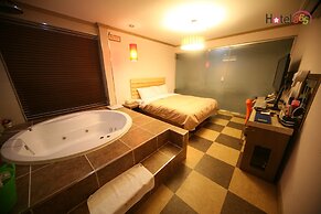 Chuncheon Myeongdong Hotel