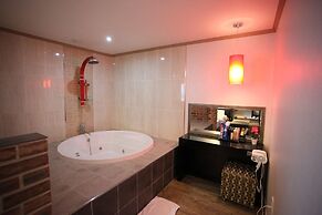 Chuncheon Myeongdong Hotel