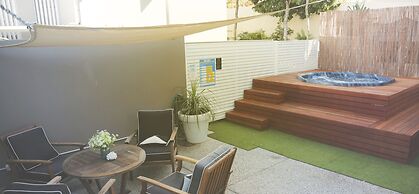 10 Hastings Street Boutique Motel & Cafe