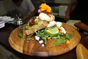 10 Hastings Street Boutique Motel & Cafe