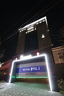 Louis J Hotel