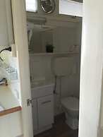 Donald Riverside Motel