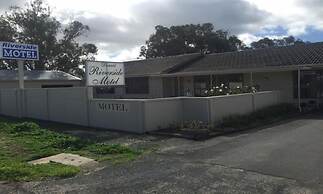 Donald Riverside Motel
