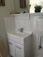 Donald Riverside Motel