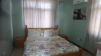 The Golden Apple Guest House