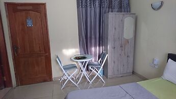 The Golden Apple Guest House