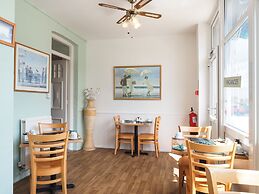 By The Sea Bed and Breakfast