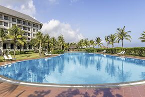 Melia Vinpearl Cua Hoi Beach Resort