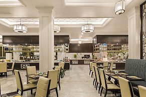 Melia Vinpearl Cua Hoi Beach Resort