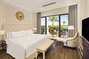 Melia Vinpearl Cua Hoi Beach Resort