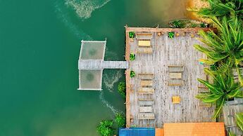 Mango Beach Resort