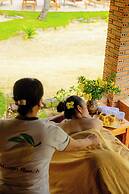 Mango Beach Resort