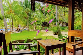 Mango Beach Resort