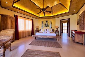 Baan Buaa - 3 Bedroom Beach Side Villa