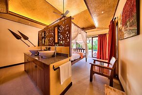 Baan Buaa - 3 Bedroom Beach Side Villa