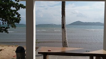 The Place Beach Bungalows