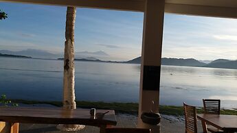 The Place Beach Bungalows