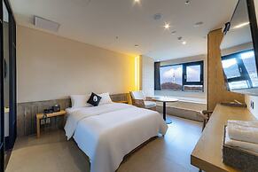Hotel the Designers Seoul Station