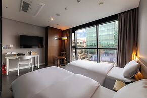 Hotel the Designers Seoul Station