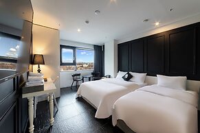 Hotel the Designers Seoul Station