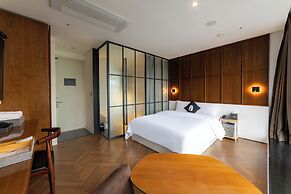 Hotel the Designers Seoul Station