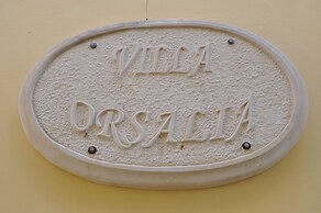 Orsalia Luxury Suites