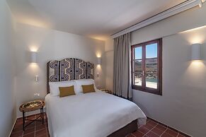 Maris Lindos, Suites and Apartments