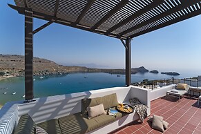 Maris Lindos, Suites and Apartments