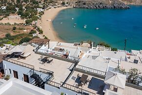 Maris Lindos, Suites and Apartments