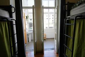 WOT Lisbon Patio - Hostel