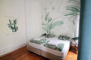 WOT Lisbon Patio - Hostel