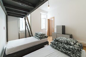 WOT Lisbon Patio - Hostel