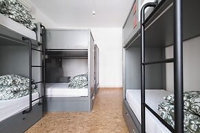 WOT Lisbon Patio - Hostel