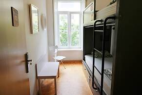 WOT Lisbon Patio - Hostel