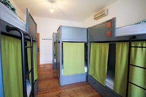 WOT Lisbon Patio - Hostel