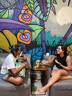 WOT Lisbon Patio - Hostel