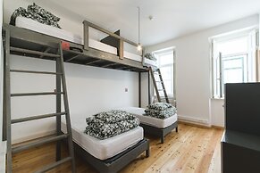 WOT Lisbon Patio - Hostel