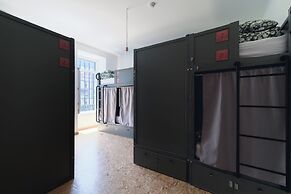 WOT Lisbon Patio - Hostel