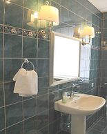 Sunny Grand Apartment By Old Town