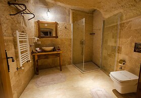 Sultan Cave Suites