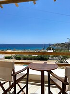 Agnadi Syros Beachfront Studios & Rooms