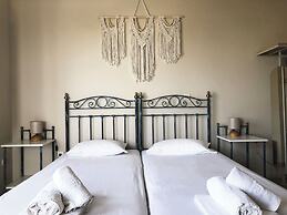 Agnadi Syros Beachfront Studios & Rooms