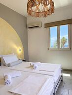 Agnadi Syros Beachfront Studios & Rooms