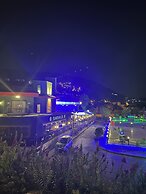 Dolphin Apart & Hotel