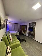 Dolphin Apart & Hotel