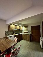 Dolphin Apart & Hotel