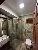 Dolphin Apart & Hotel