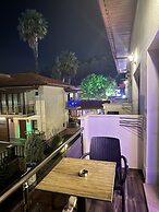 Dolphin Apart & Hotel