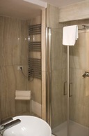 Napoli Class Luxury Rooms & Suites